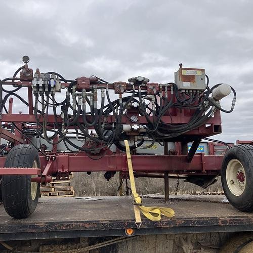 Square used 2008 univerco cabbage harvester no controller and sorting conveyor