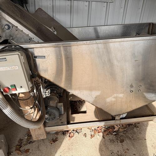 Square used azs stianless steel elevating soak tank like new