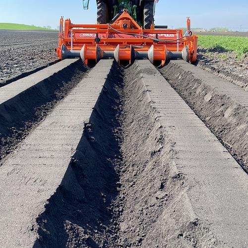 Square used struik varix 3000 power carrot bedder power hiller